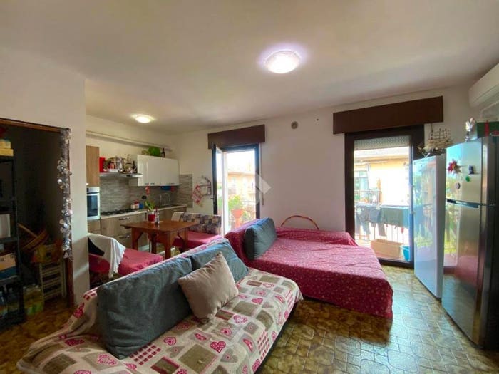 Appartamento trilocale in vendita in Via Tiziano, Pradelle, Nogarole Rocca