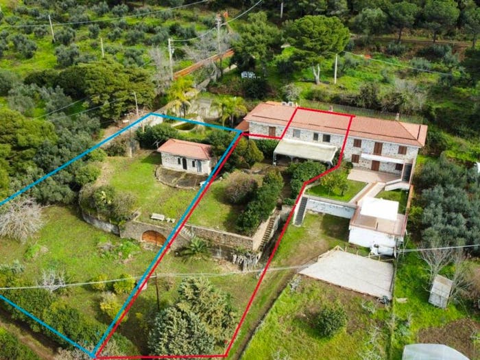 Casa con 6 locali in vendita in Licosa, Castellabate