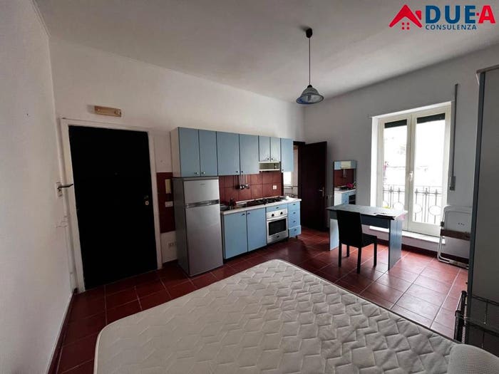 Appartamento quadrilocale in vendita in Vico Campagnari, Mercato, Napoli