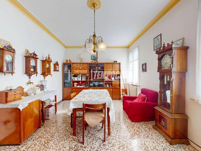 Appartamento trilocale in vendita in Via Andrea Costa, Centro, Bagnolo in Piano