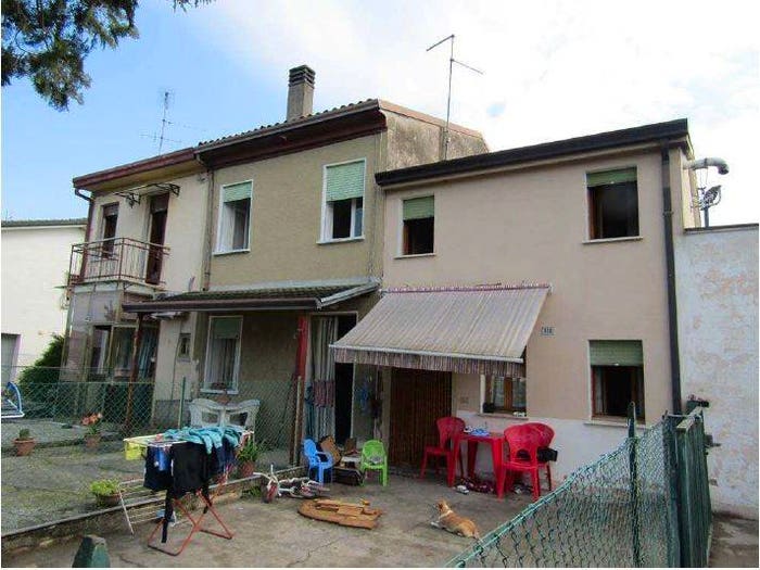 Casa in vendita in Via Aleardo Aleardi, Centro, Castagnaro