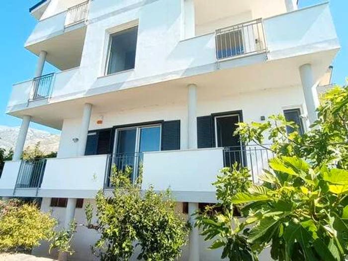 Casa con 6 locali in vendita in Castellonorato No Number, Castellonorato, Formia