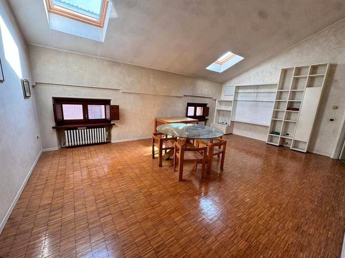 Appartamento con 5 locali in vendita in Centro, Mantova