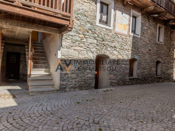 Appartamento in vendita in Frazione Antagnod Rue Tiquit, Antagnod, Ayas