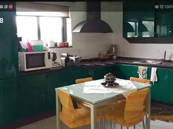 Appartamento con 6 locali in vendita in Via Tenente Condello, Centro, Taurianova