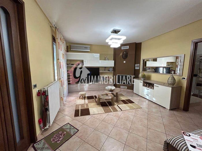Casa con 6 locali in vendita in via della verta, Vicomoscano, Casalmaggiore