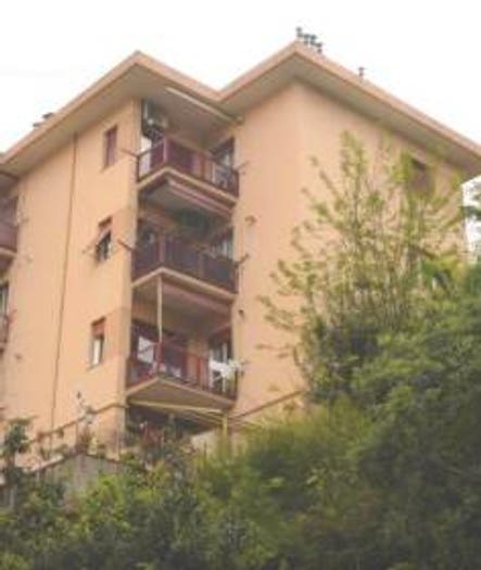 Appartamento con 5 locali in vendita in Via Antonio Sant'Elia, Sestri Ponente, Genova