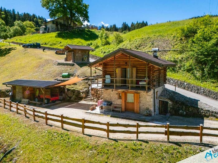 Casa trilocale in vendita in Via Caltene, Primiero San Martino di Castrozza
