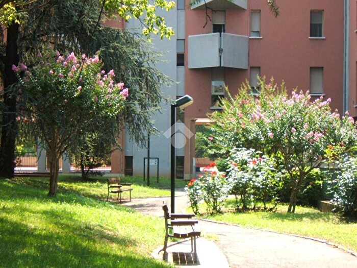 Appartamento trilocale in vendita in Via Corsica, Brescia Due, Brescia