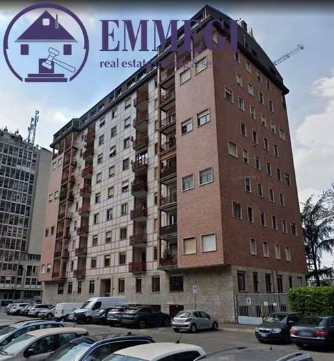 Appartamento con 6 locali in vendita in Via emilio cornalia, Melchiorre Gioia, Milano