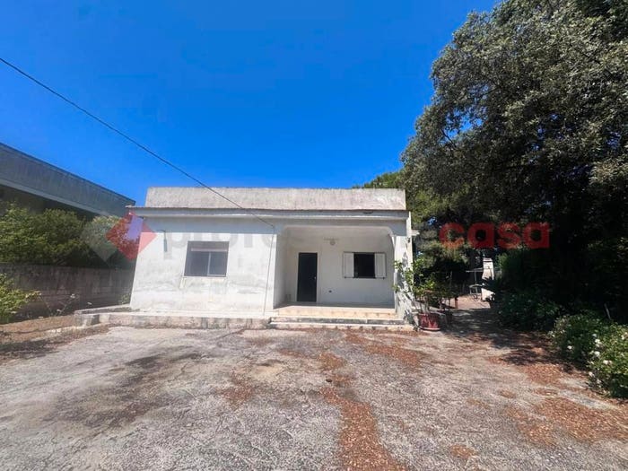 Casa trilocale in vendita in VIA DELLE TOMANIE, Monti D'Arena Bosco Caggione, Pulsano