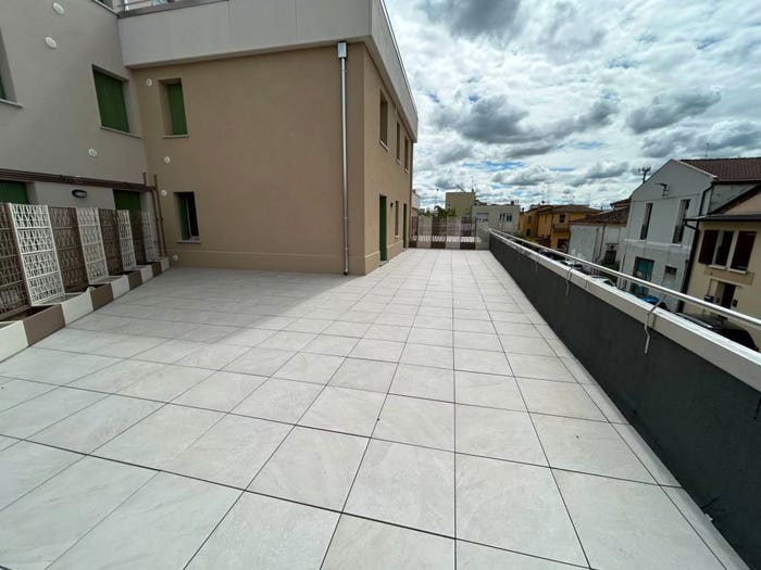 Appartamento quadrilocale in vendita in Centro, Poggio Rusco