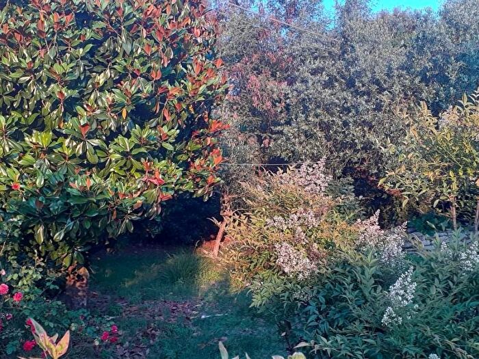 Casa con 6 locali in vendita in Monsummano Terme