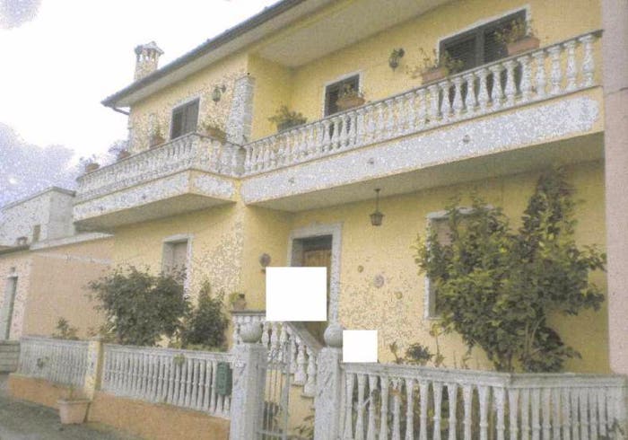 Casa con 6 locali in vendita in Via Mariano Iv, Alà dei Sardi