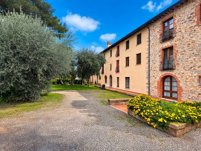 Appartamento quadrilocale in vendita in Via Casalpiano, Campiglia Marittima