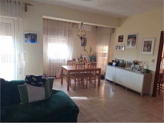 Appartamento con 6 locali in vendita in Corso Giacomo Matteotti, MontecatiniTerme
