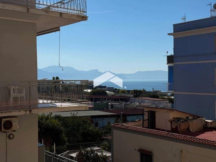 Appartamento bilocale in vendita in Via Venezia, Torre del Greco