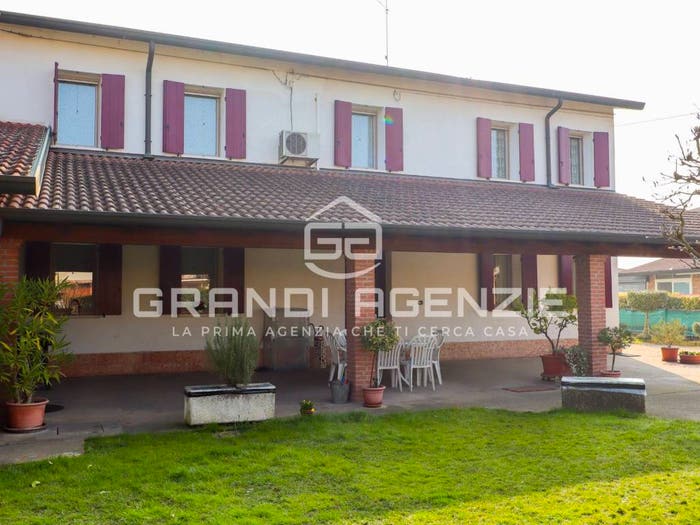 Casa con 6 locali in vendita in Via Villafontana, Villa Fontana, Isola della Scala