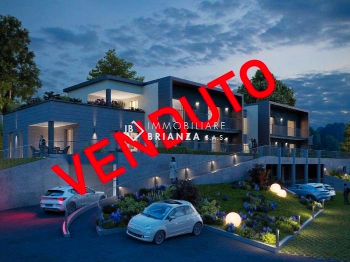 Appartamento quadrilocale in vendita in Via Monte Rosa, Monticello Brianza
