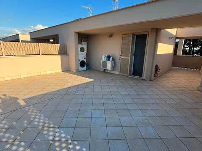 Casa quadrilocale in vendita in Centro, Cisterna di Latina