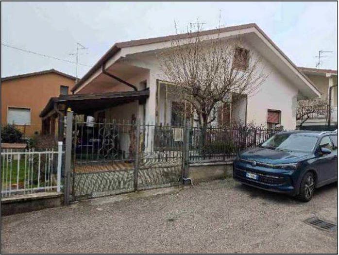 Casa in vendita in Via Vicenza, Centro, San Giovanni Lupatoto