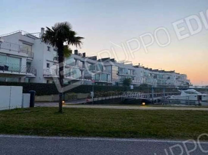 Appartamento quadrilocale in vendita in Via anna frank rectius via scirocco, Lido Ovest Faro, Jesolo