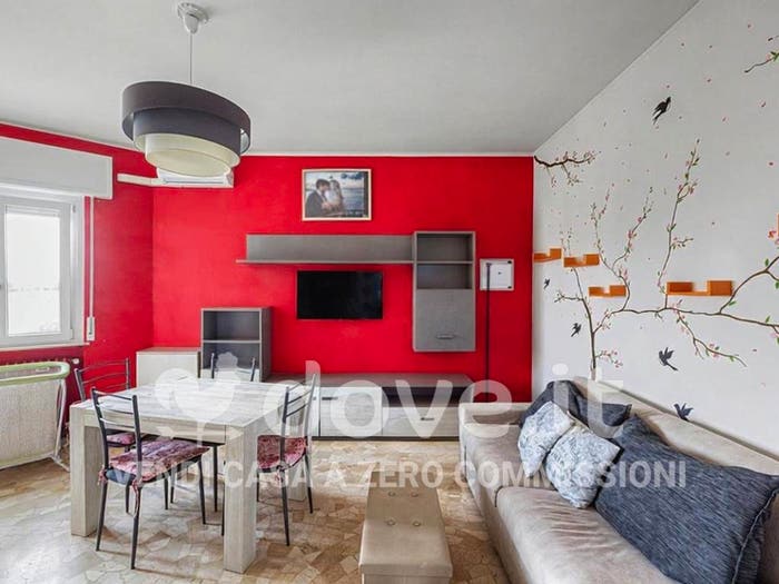 Appartamento bilocale in vendita in Via E Ferrario, Arnate, Gallarate