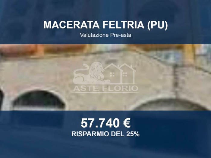 Appartamento quadrilocale in vendita in Piazza Garibaldi snc, Centro, Macerata Feltria