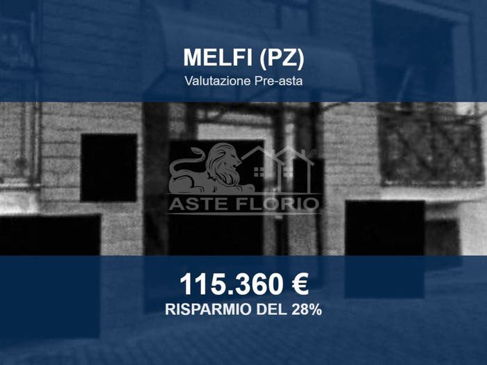 Appartamento con 6 locali in vendita in Via Antonio De Curtis, Zona, Melfi