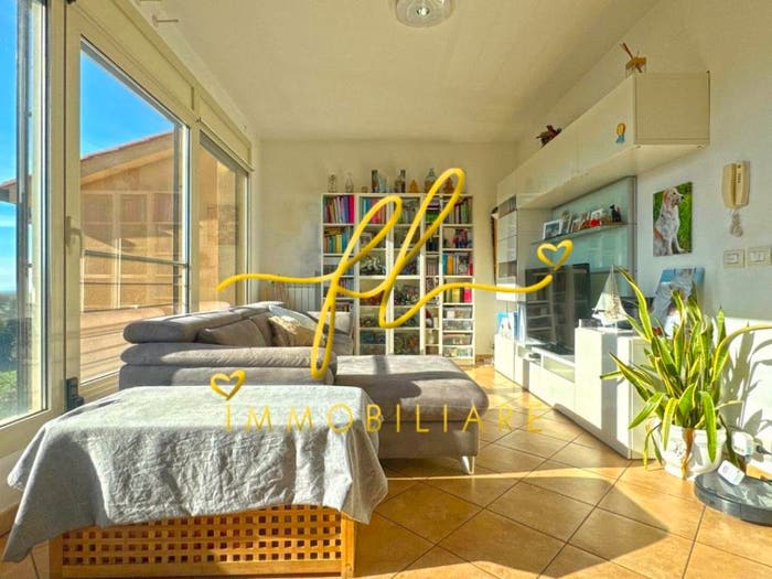 Appartamento con 5 locali in vendita in Via dei Quadri, Casale Marittimo