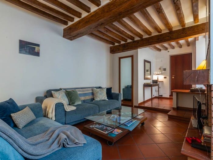 Casa bilocale in vendita in Strada Ospizi Civili, Centro Storico, Parma