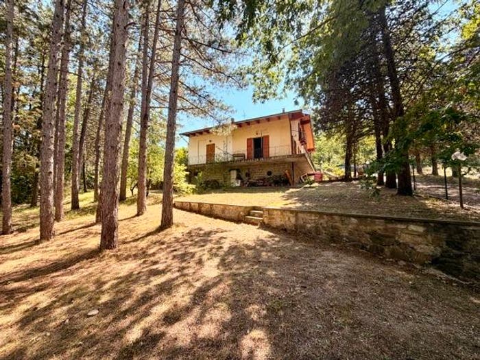 Casa con 6 locali in vendita in Via Macchia, Suviana, Castel di Casio