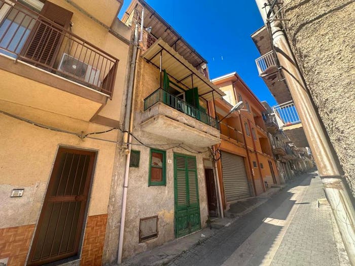 Casa trilocale in vendita in Via Stazzone, Centro, Misilmeri