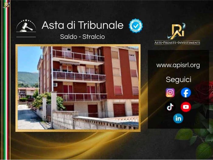 Appartamento trilocale in vendita in Via Jacopetti, Centro, Gualdo Tadino