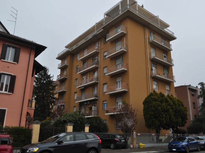 Appartamento trilocale in vendita in Via Volturno, Ospedale Volturno, Parma