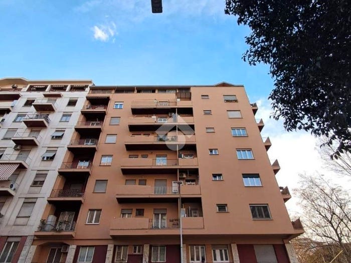 Appartamento trilocale in vendita in Via di Acqua Bullicante, Pigneto, Roma