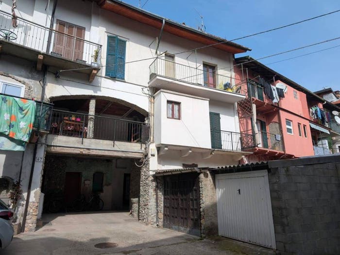 Appartamento trilocale in vendita in Via Gian Pietro Porro, Induno Olona