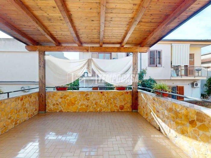 Casa con 6 locali in vendita in Via Gioacchino A Rossini, Lusciano