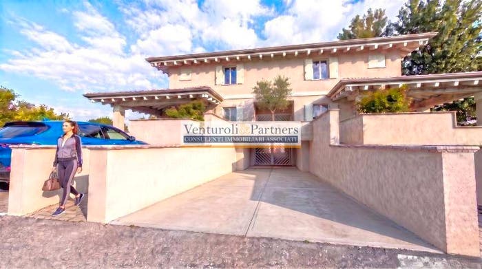 Appartamento trilocale in vendita in Via Giuseppe Mazzini, Piazza, Bedizzole