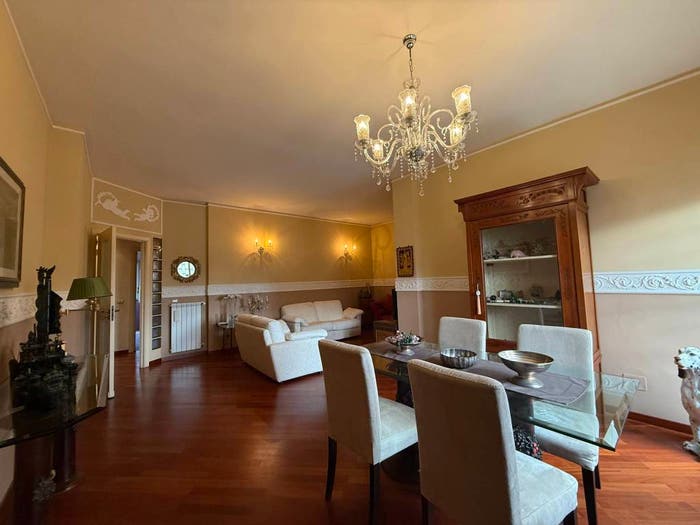 Casa con 6 locali in vendita in Via Aprile, Aci Trezza, Aci Castello