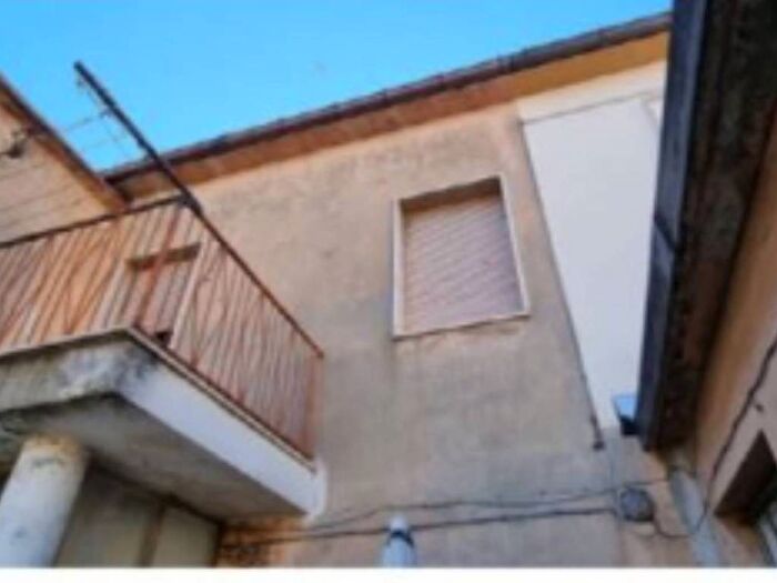 Appartamento trilocale in vendita in Viale della Repubblica, Centro, Comunanza