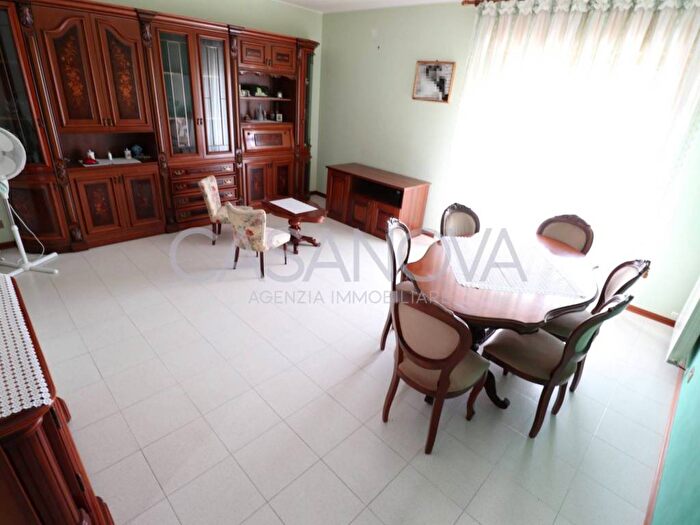 Appartamento quadrilocale in vendita in Centro, Mosciano Sant'Angelo
