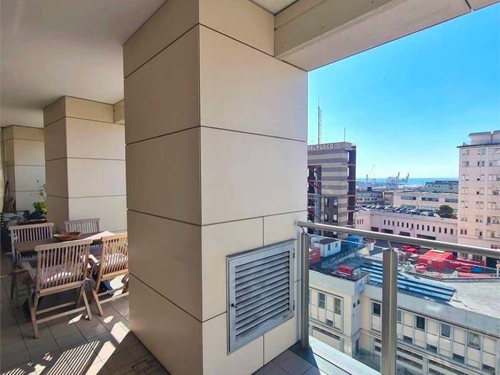 Appartamento trilocale in vendita in Piazza Baldini, Sampierdarena, Genova