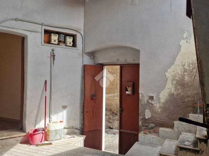 Casa quadrilocale in vendita in Via Porto Salvo, Ospedale Sciarelle Aci Platani, Acireale