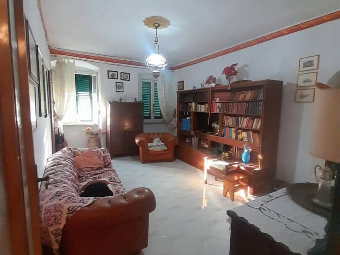 Appartamento con 5 locali in vendita in Attias Marconi, Livorno