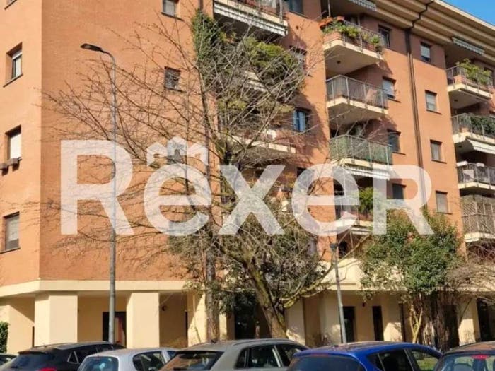 Appartamento quadrilocale in vendita in Via Ippodromo, Gallaratese, Milano