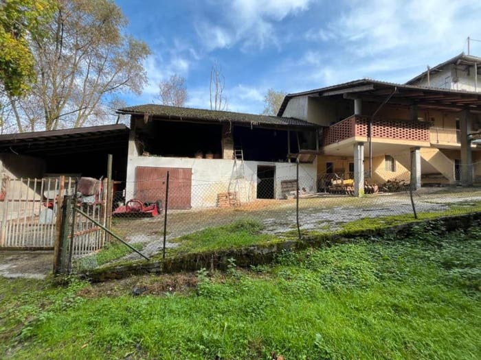 Casa con 5 locali in vendita in Via Comba Sant'ilario, Revello