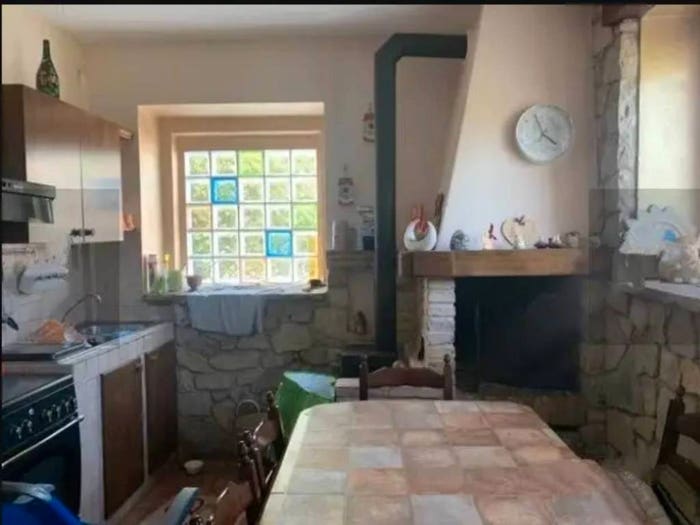 Casa con 6 locali in vendita in Via Pietro Nenni, Centro, Tornareccio