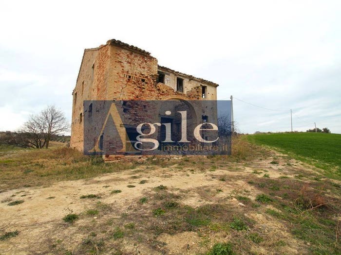 Casa con 5 locali in vendita in contrada montetinello, Monteprandone