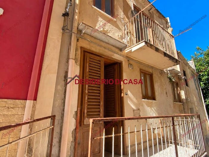 Casa bilocale in vendita in Via Sant'Ignazio, Centro, Termini Imerese